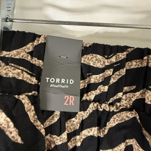 New Torrid Pants Women's 2R Black Beige Animal Print Pull On Wide Leg Lightweigh - Picture 12 of 12